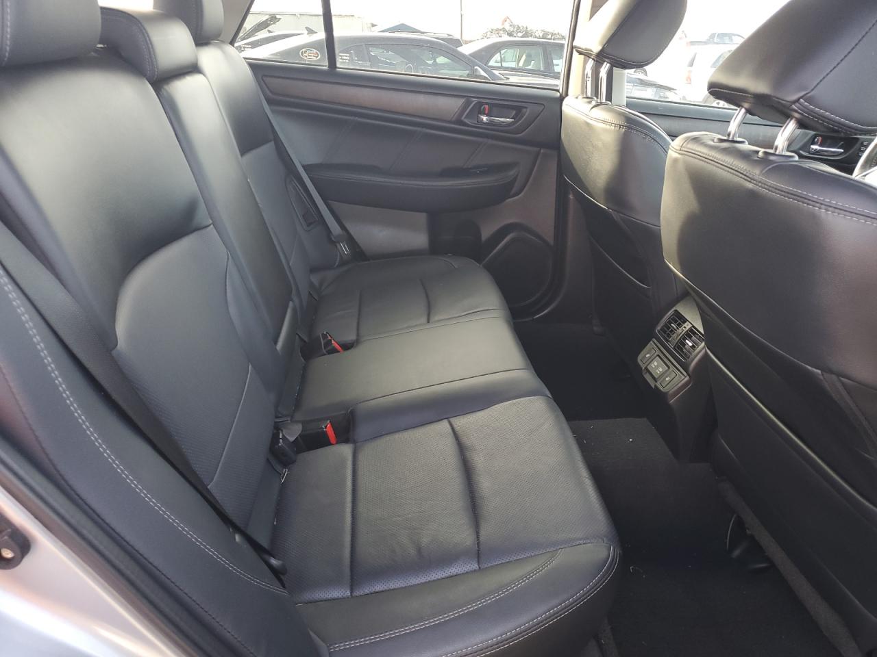 2019 Subaru Outback - Image 11