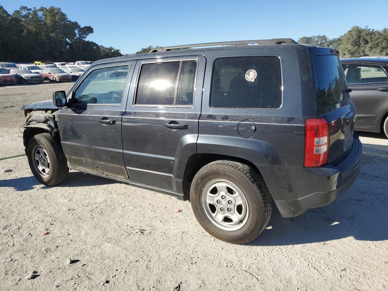 VIN 1C4NJPBAXED596266 2014 JEEP PATRIOT no.2