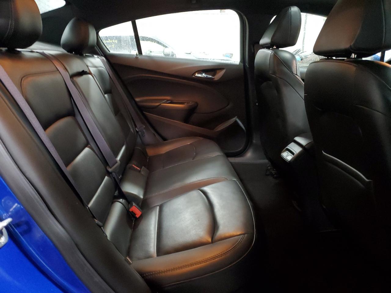 2017 Chevrolet Cruze - Image 10