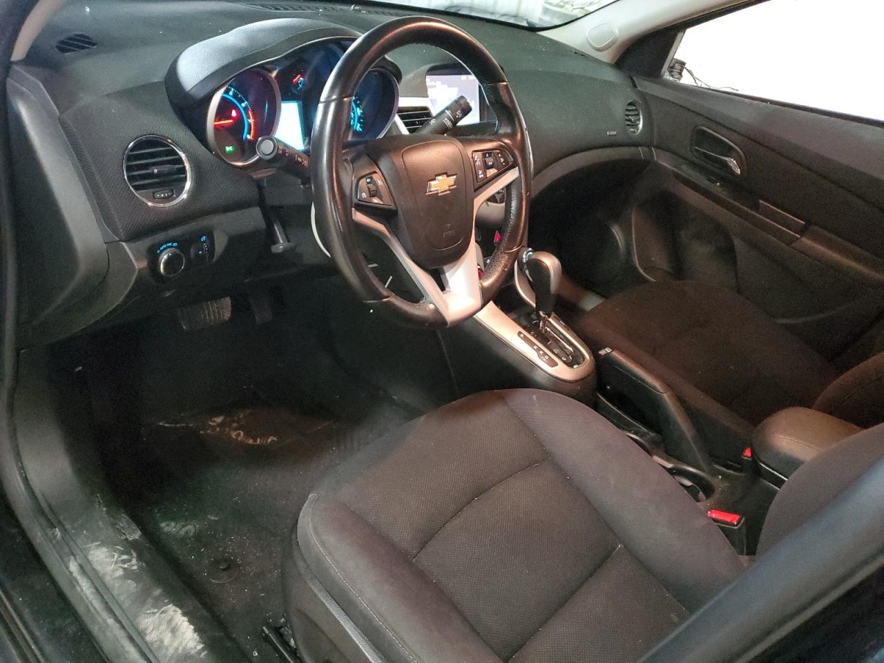 2014 Chevrolet Cruze - Image 8