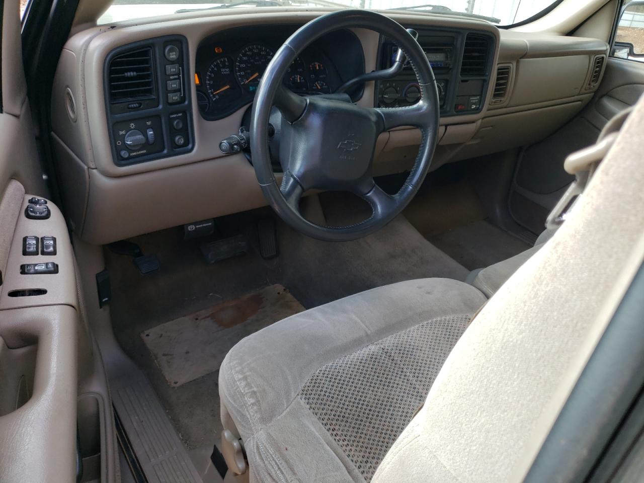 2002 Chevrolet Silverado - Image 8