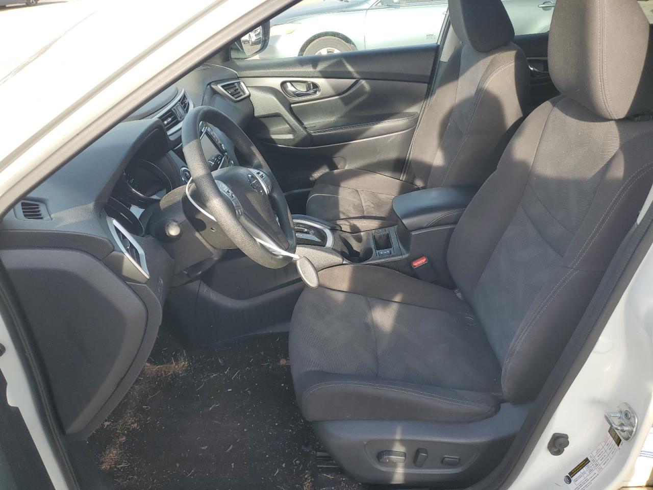 2016 Nissan Rogue - Image 7