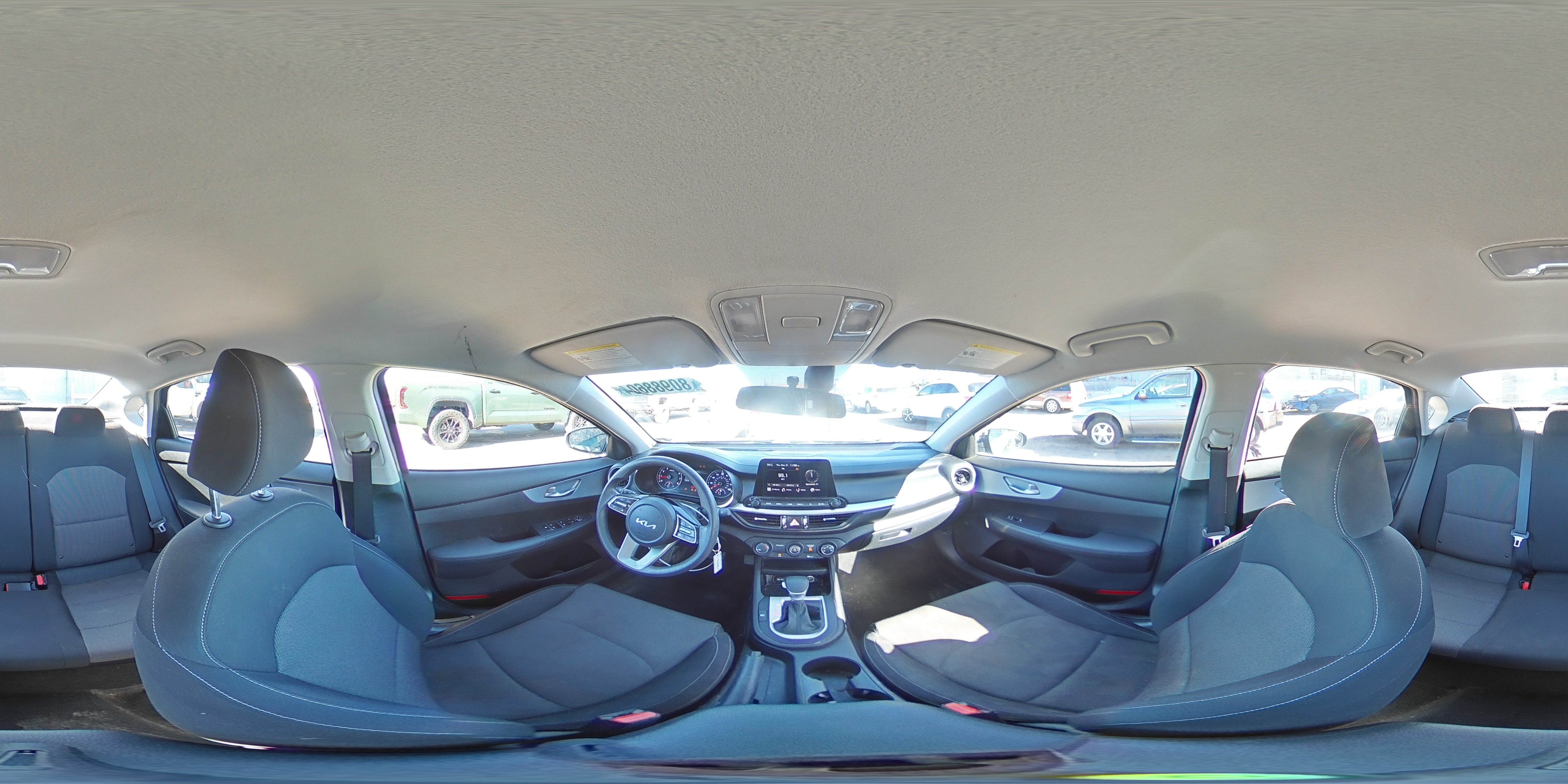 2023 Kia Forte - Image 15