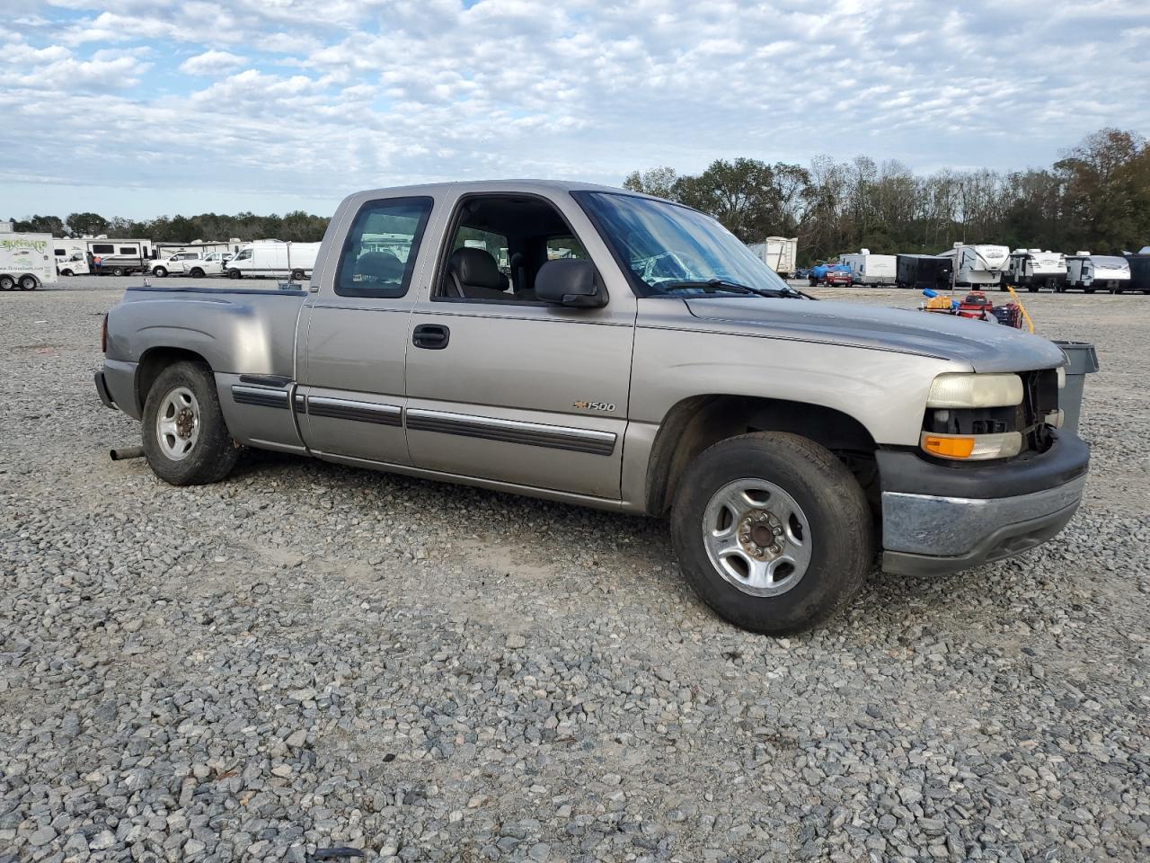 2001 Chevrolet Silverado - Image 4