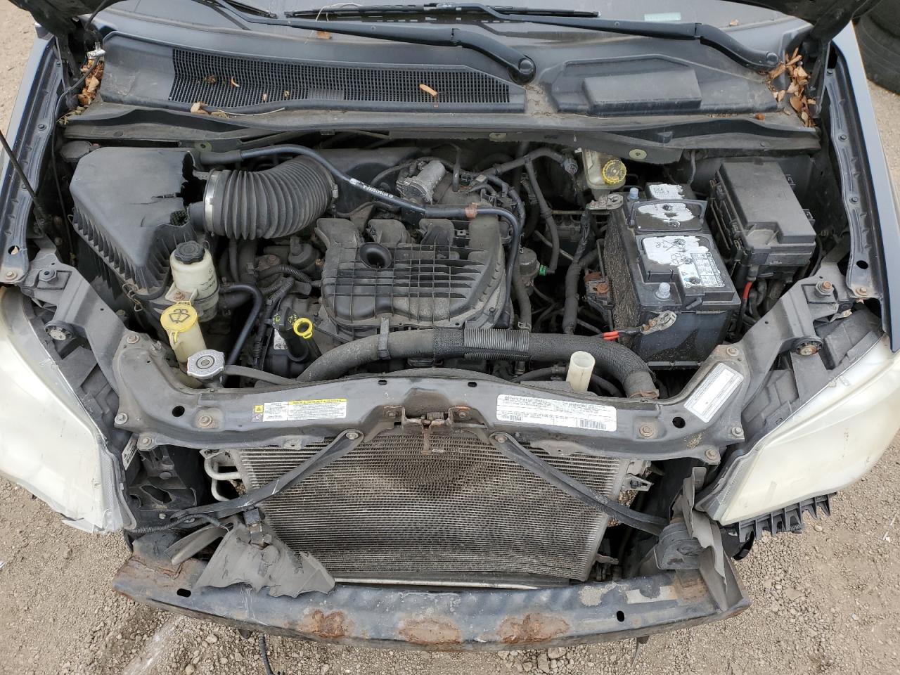 2012 Dodge Caravan - Image 14