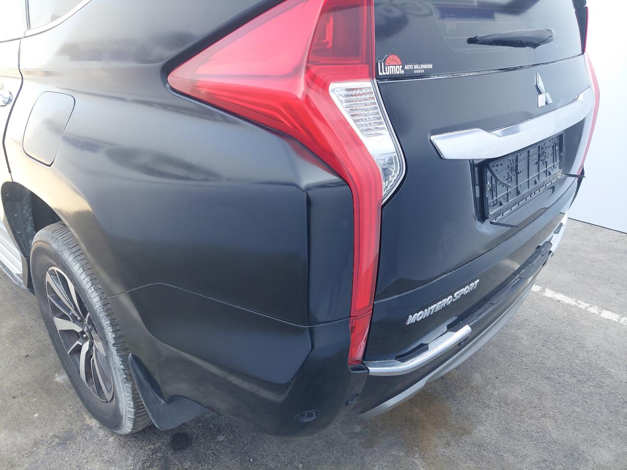 MMEMC71X1HH004274 - 2017 Mitsubishi Montero - #81393834