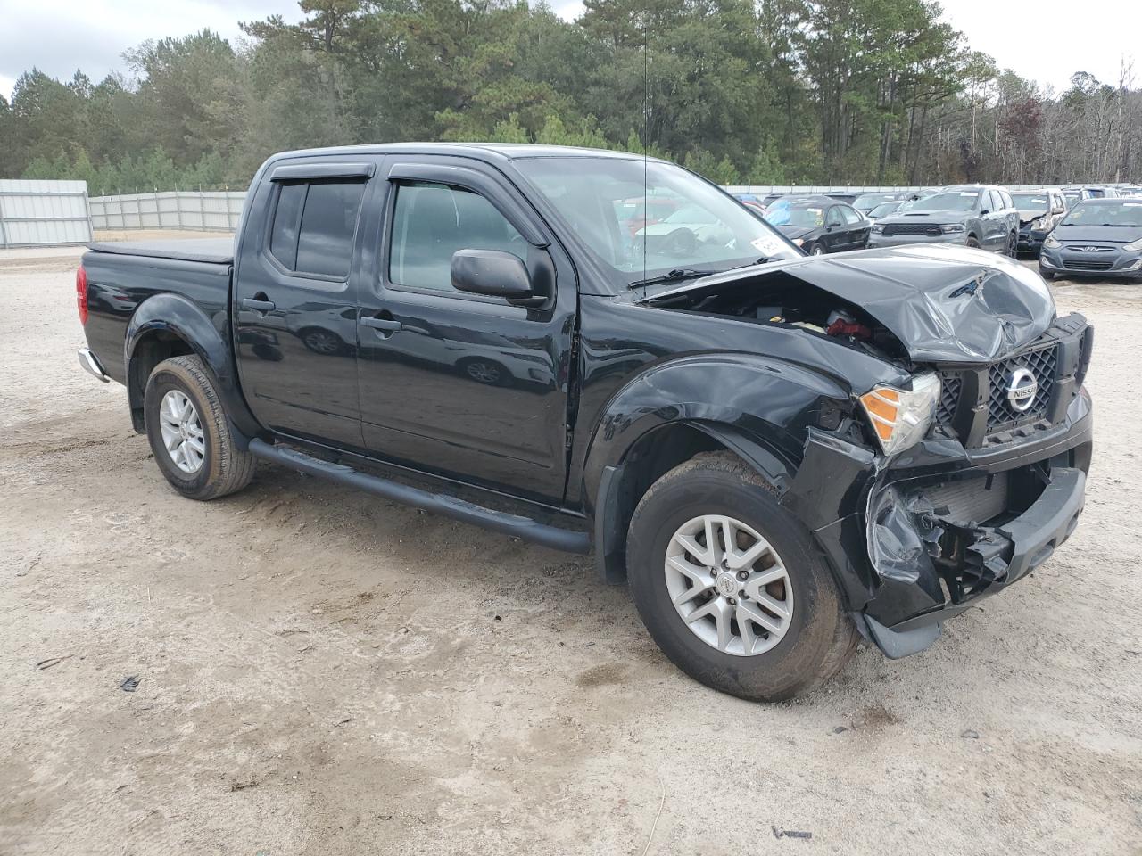 2021 Nissan Navara (Frontier) - Image 4