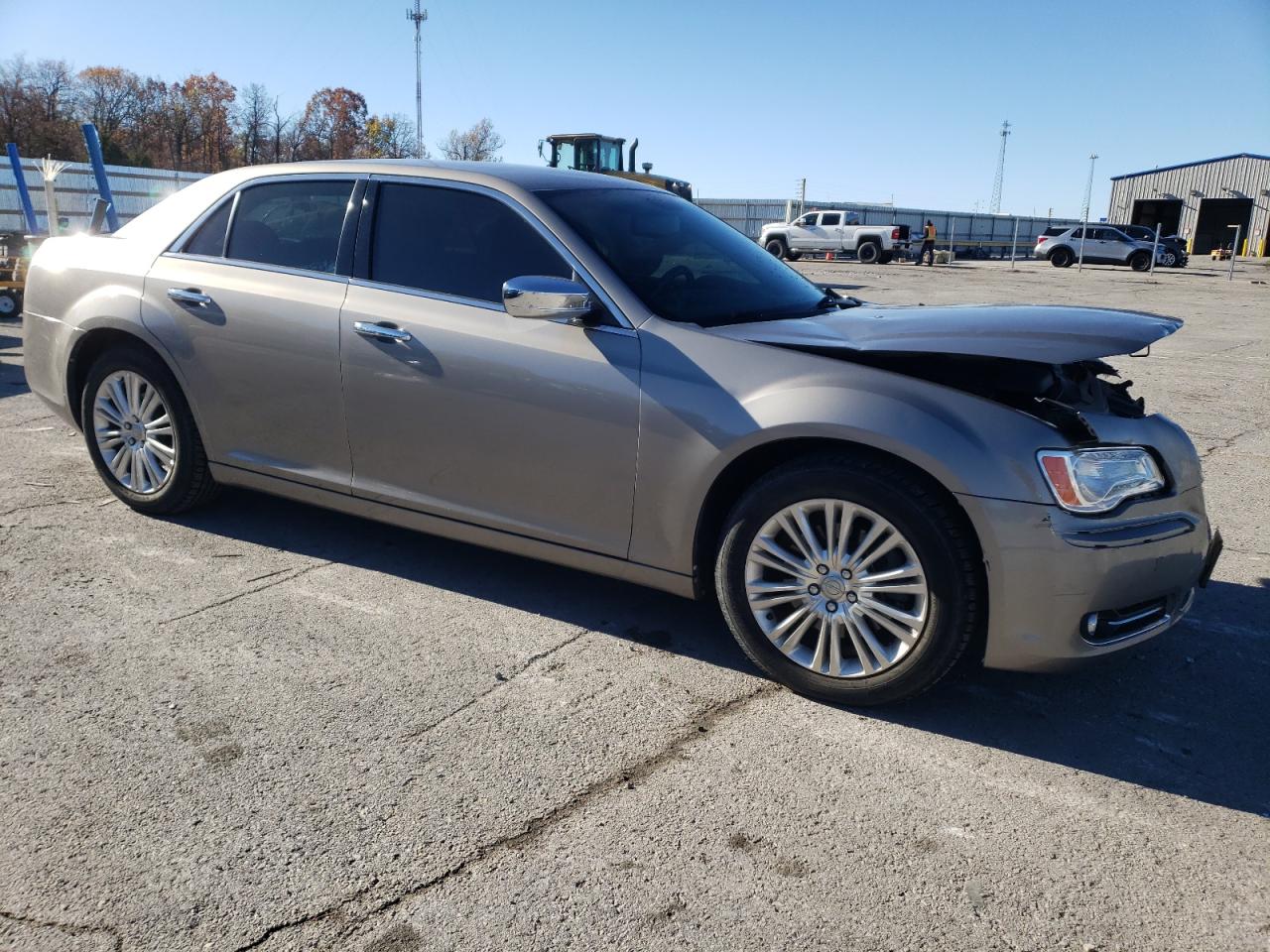 2014 Chrysler 300 - Image 4