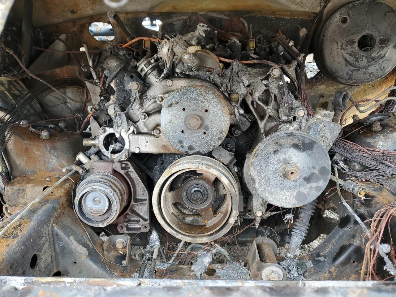 2011 Chevrolet Silverado - Image 12