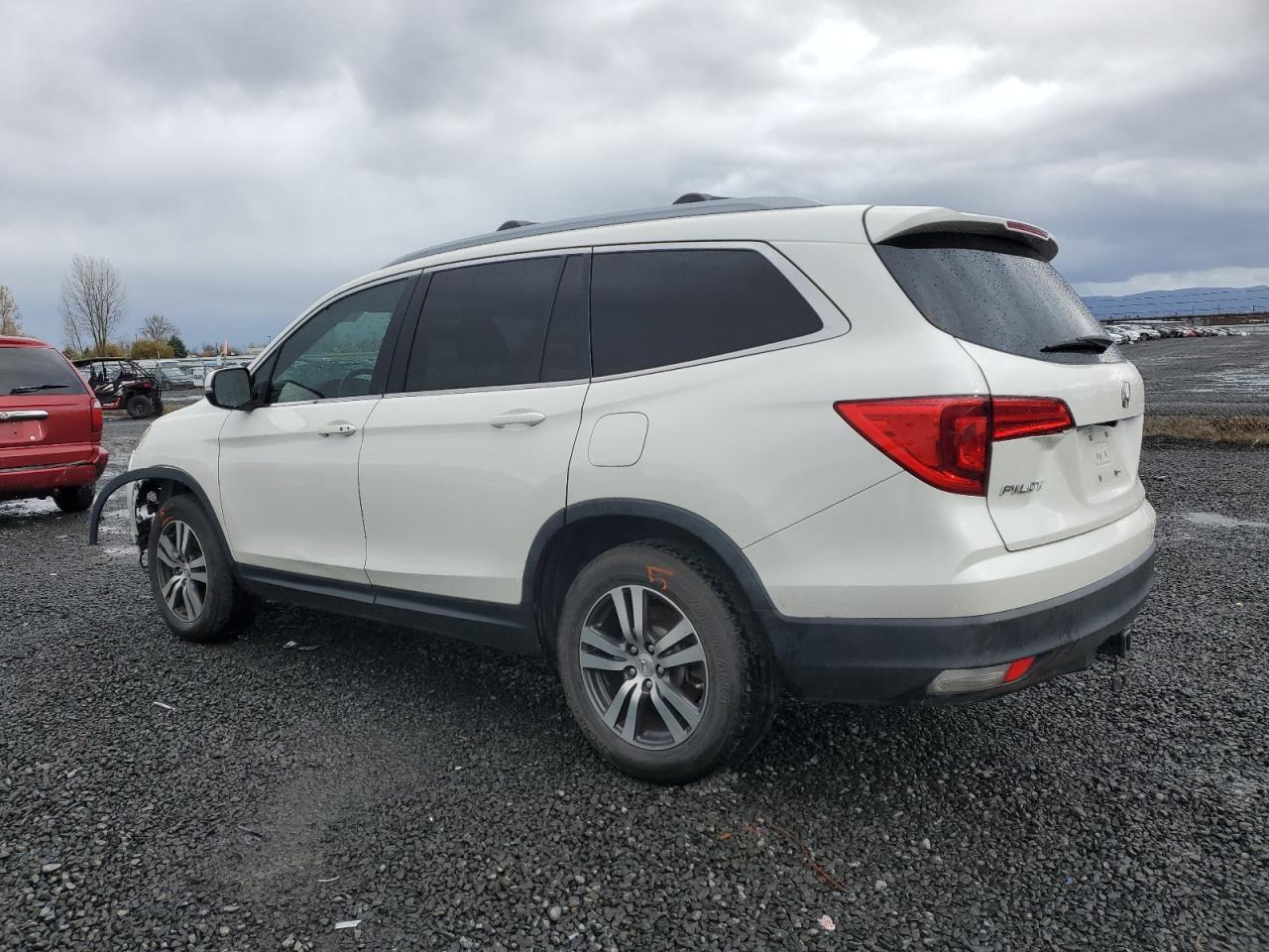 2016 Honda Pilot - Image 2