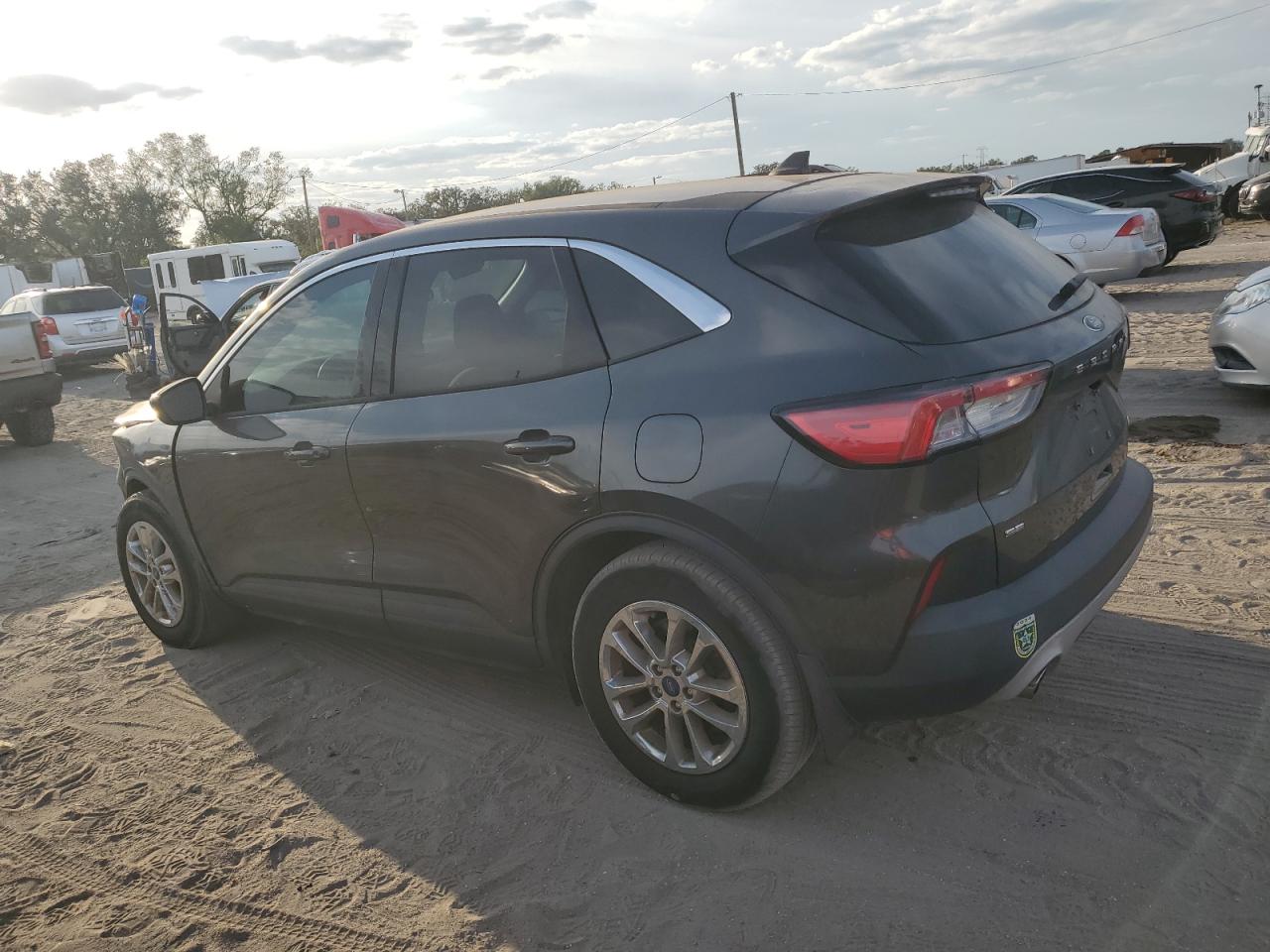 2020 Ford Escape - Image 2