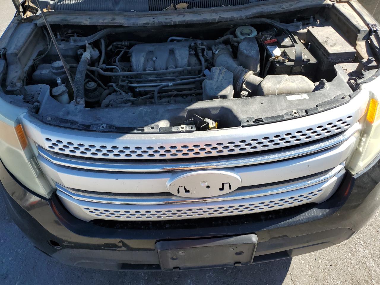 2011 Ford Explorer - Image 14