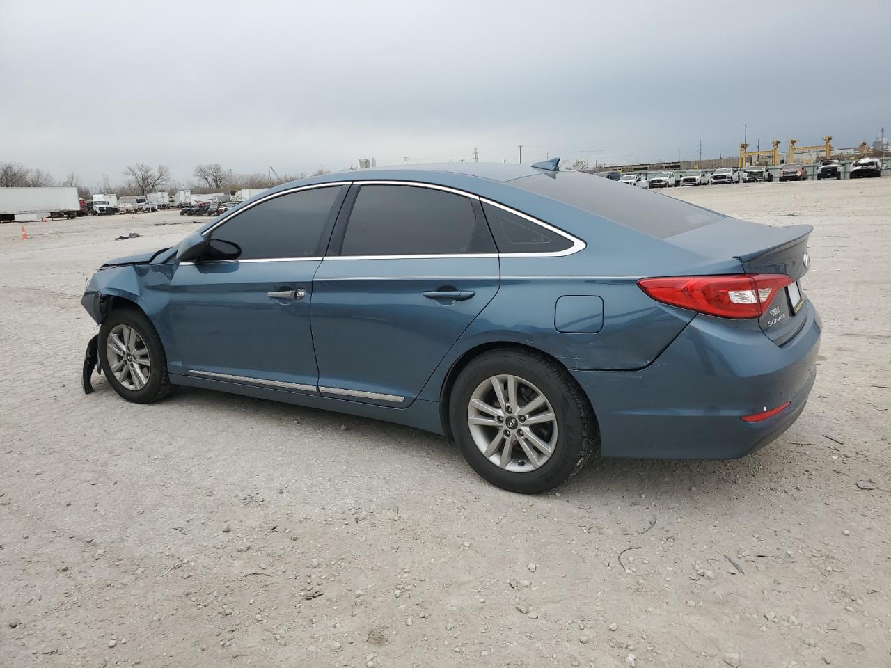 2017 Hyundai Sonata - Image 2