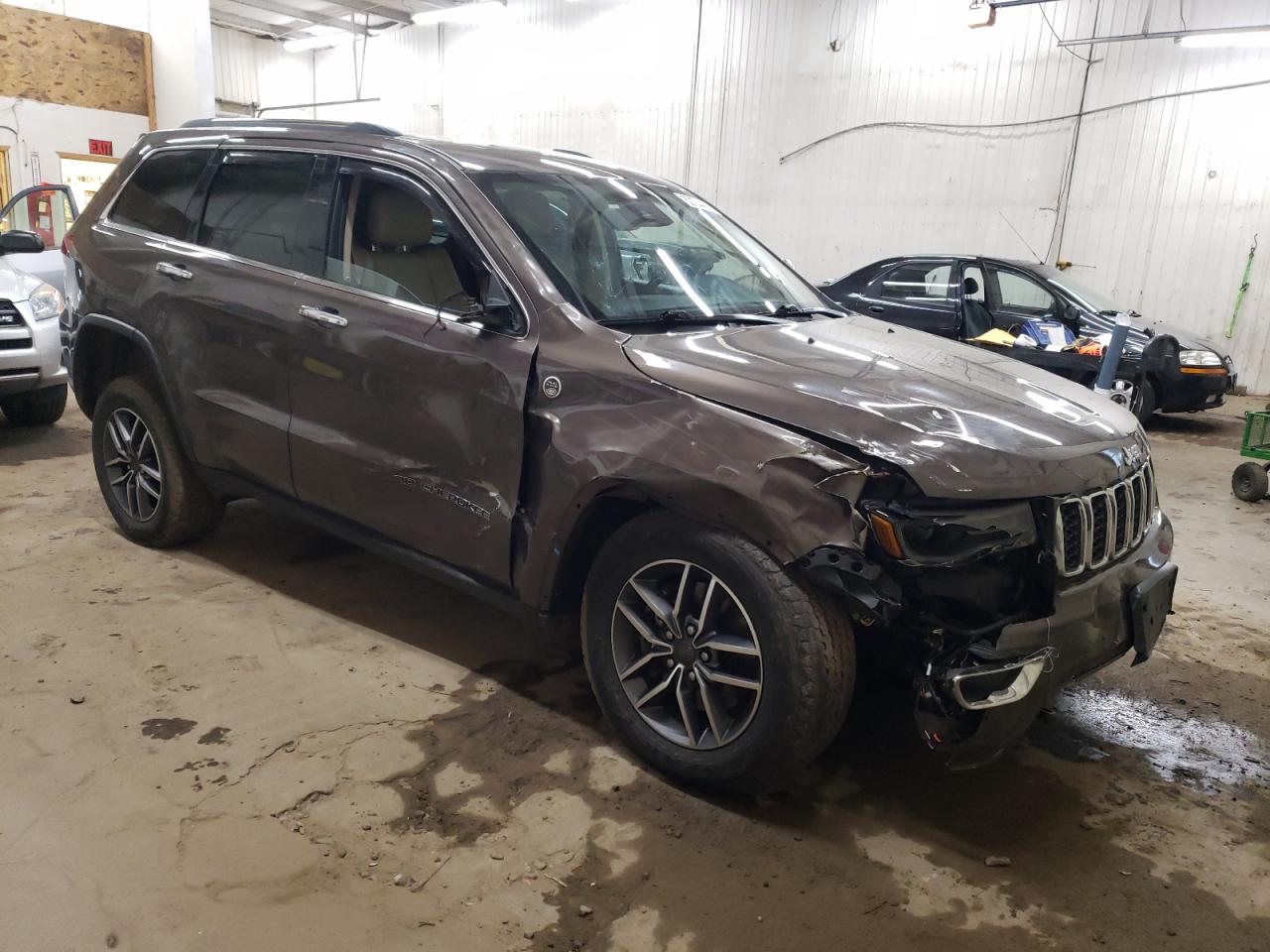 2021 Jeep Grand Cherokee - Image 4