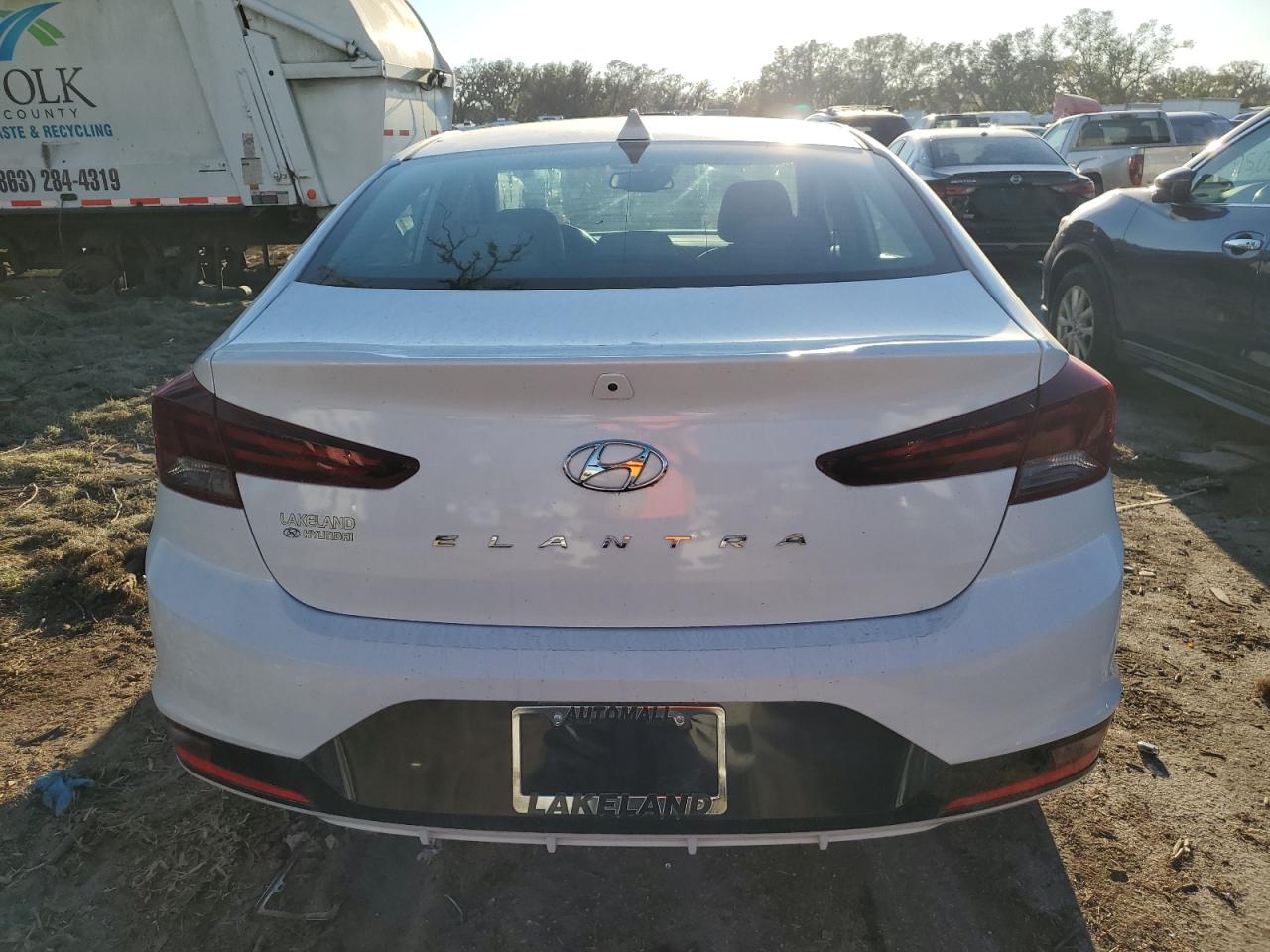2020 Hyundai Elantra - Image 6