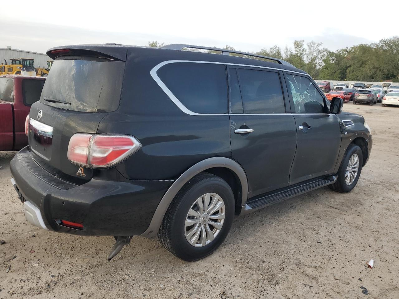 2018 Nissan Armada - Image 3