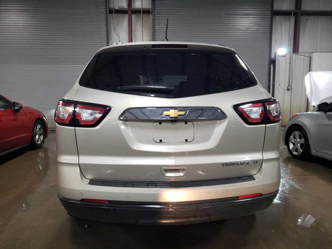 VIN 1GNKRGKD3GJ202995 2016 CHEVROLET TRAVERSE no.6