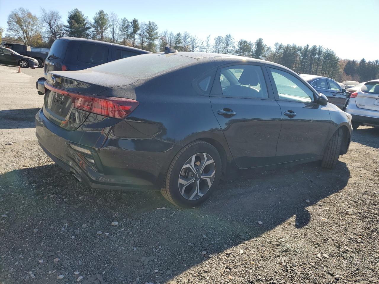 2021 Kia Forte - Image 3