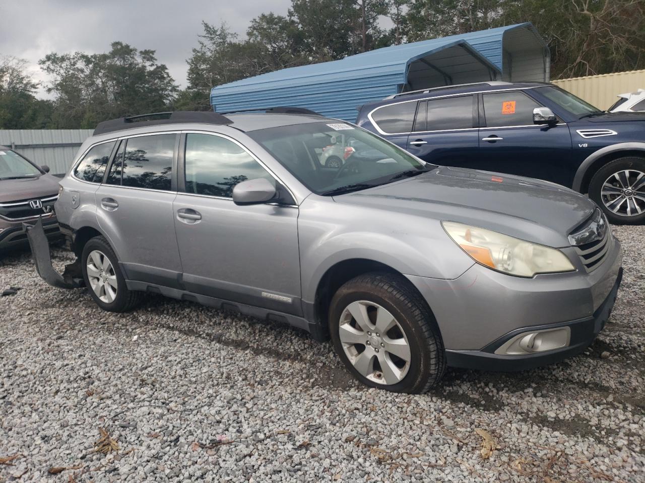 2011 Subaru Outback - Image 4