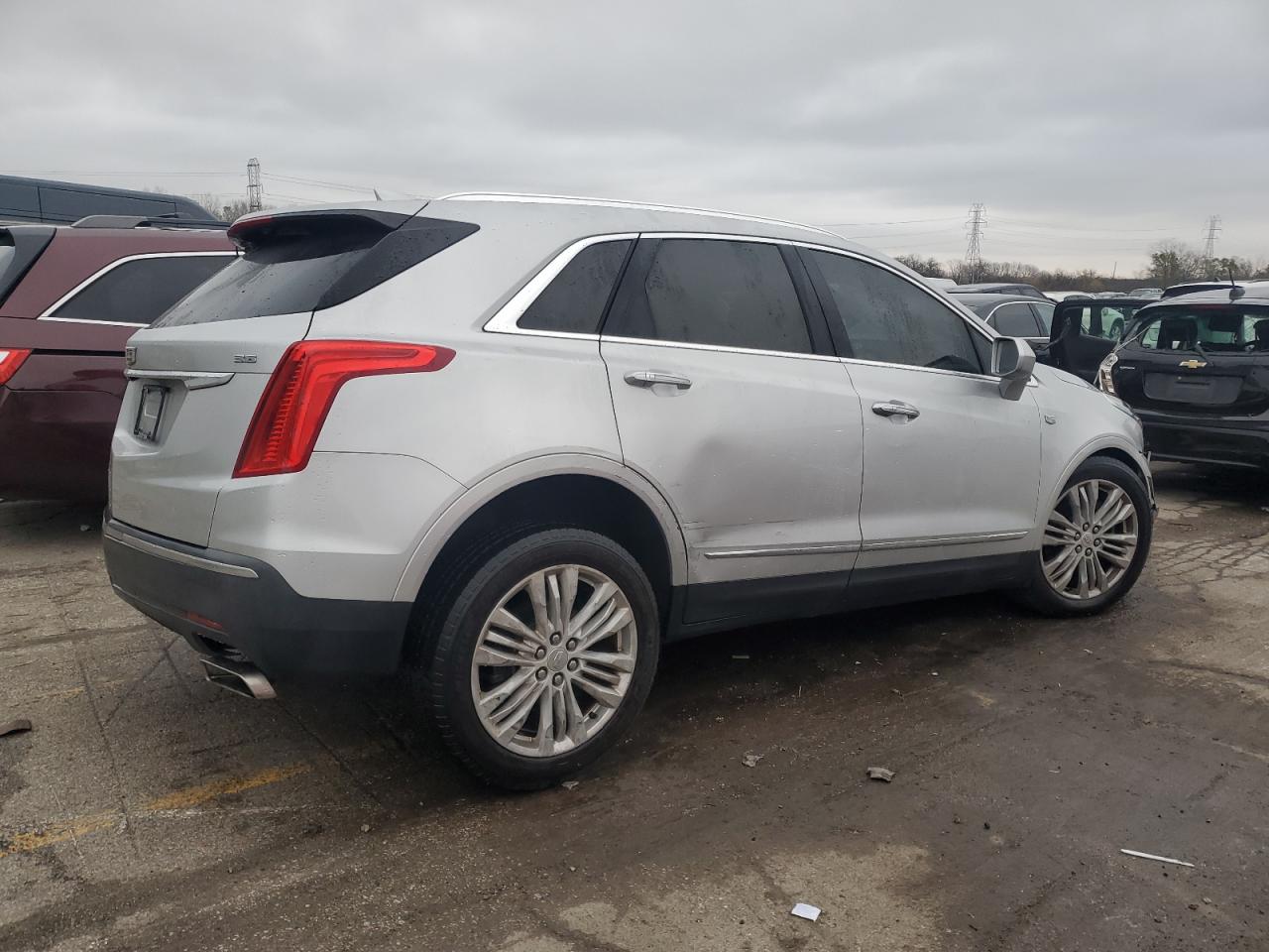 VIN 1GYKNERS4JZ154116 2018 CADILLAC XT5 no.3