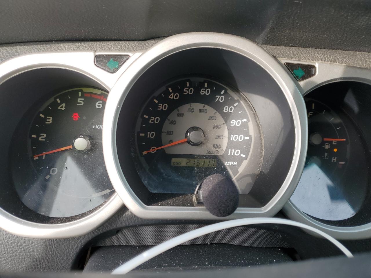 2004 Toyota 4Runner - Image 9