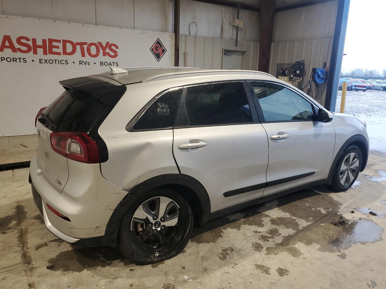 2019 Kia Niro - Image 3