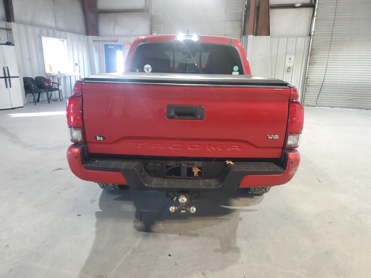 2019 Toyota Tacoma - Image 6