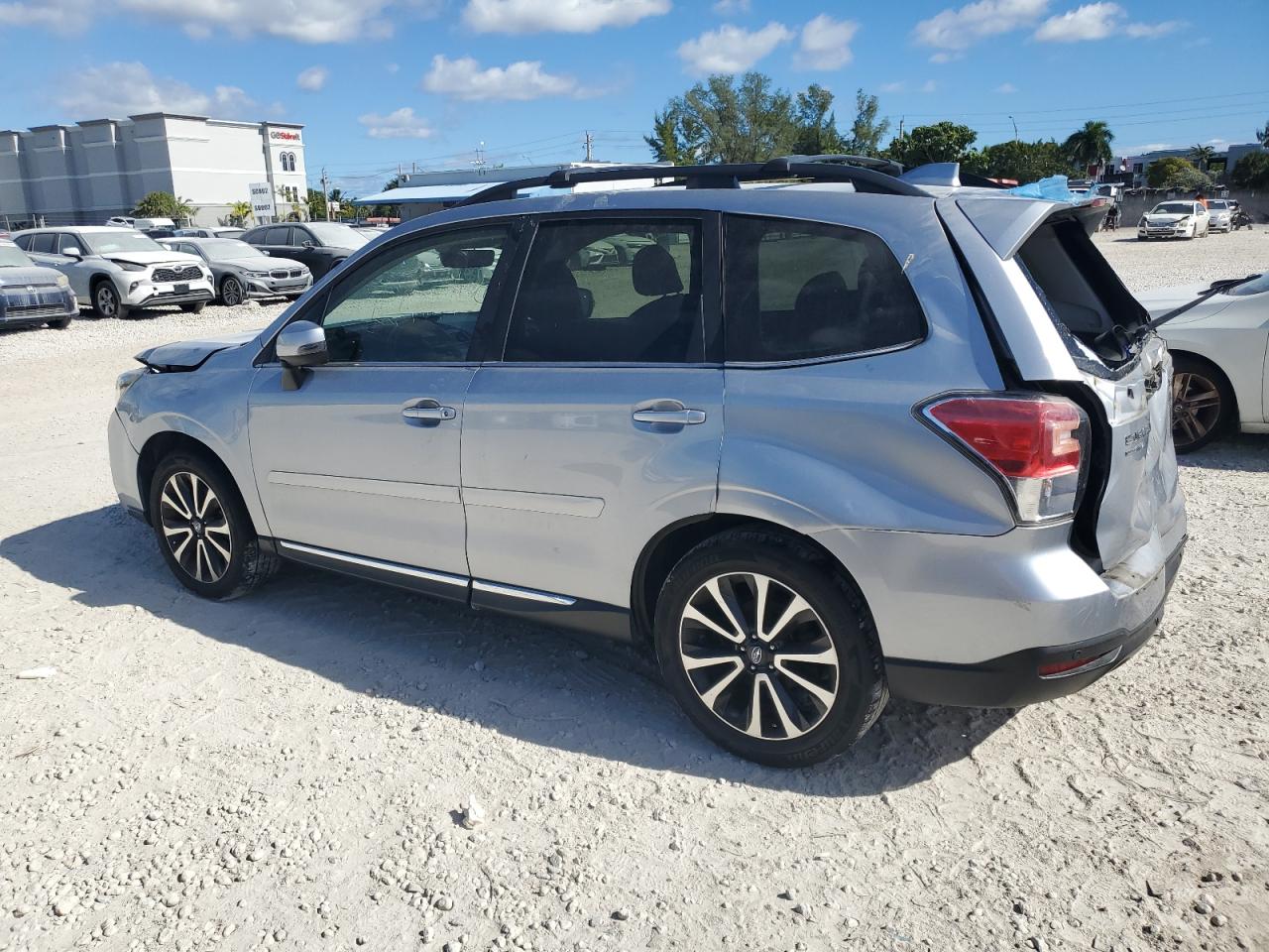 2017 Subaru Forester - Image 2