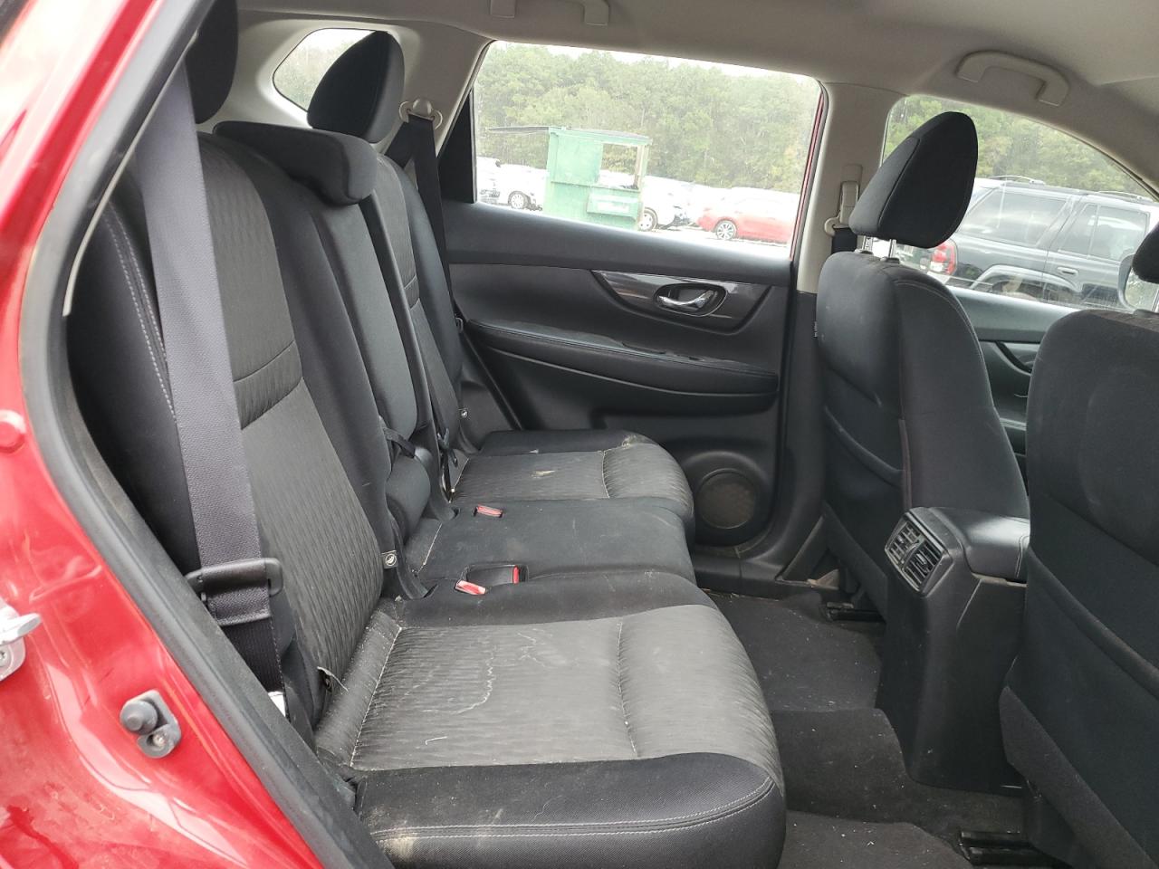 2017 Nissan Rogue - Image 11