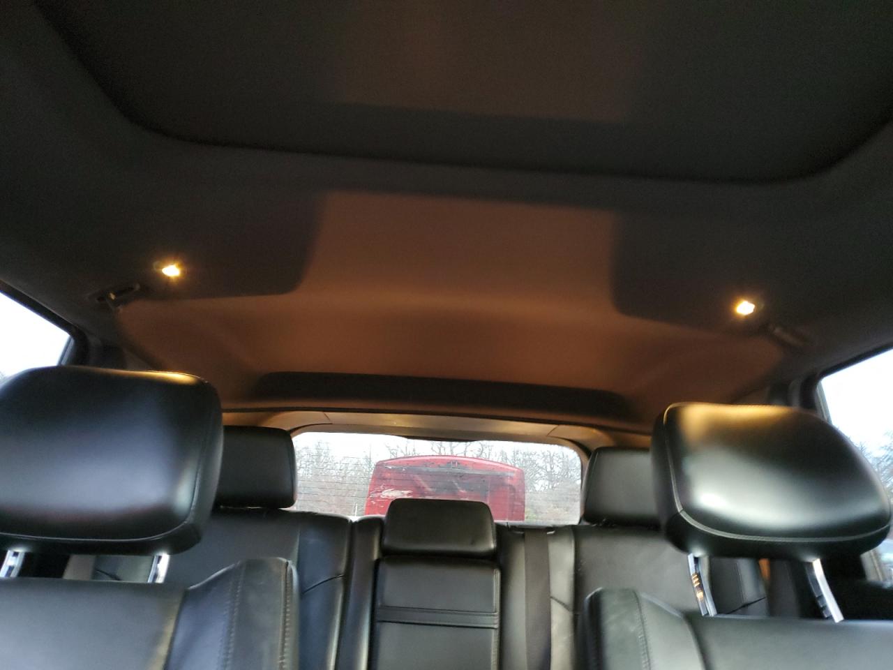 2019 Jeep Grand Cherokee - Image 10