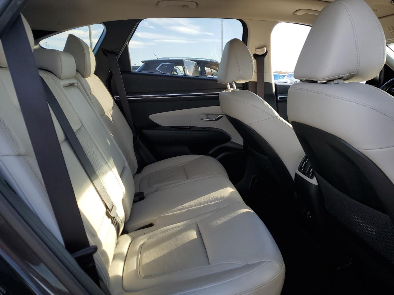 2022 Hyundai Tucson - Image 11