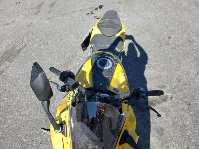 2024 SUZUKI GSX800 F