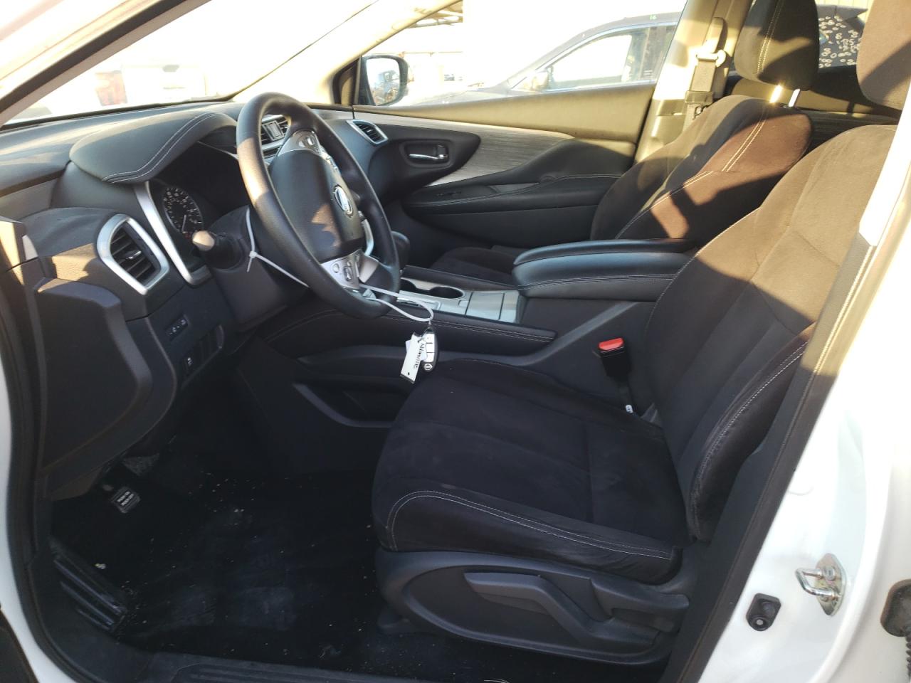 2017 Nissan Murano - Image 7