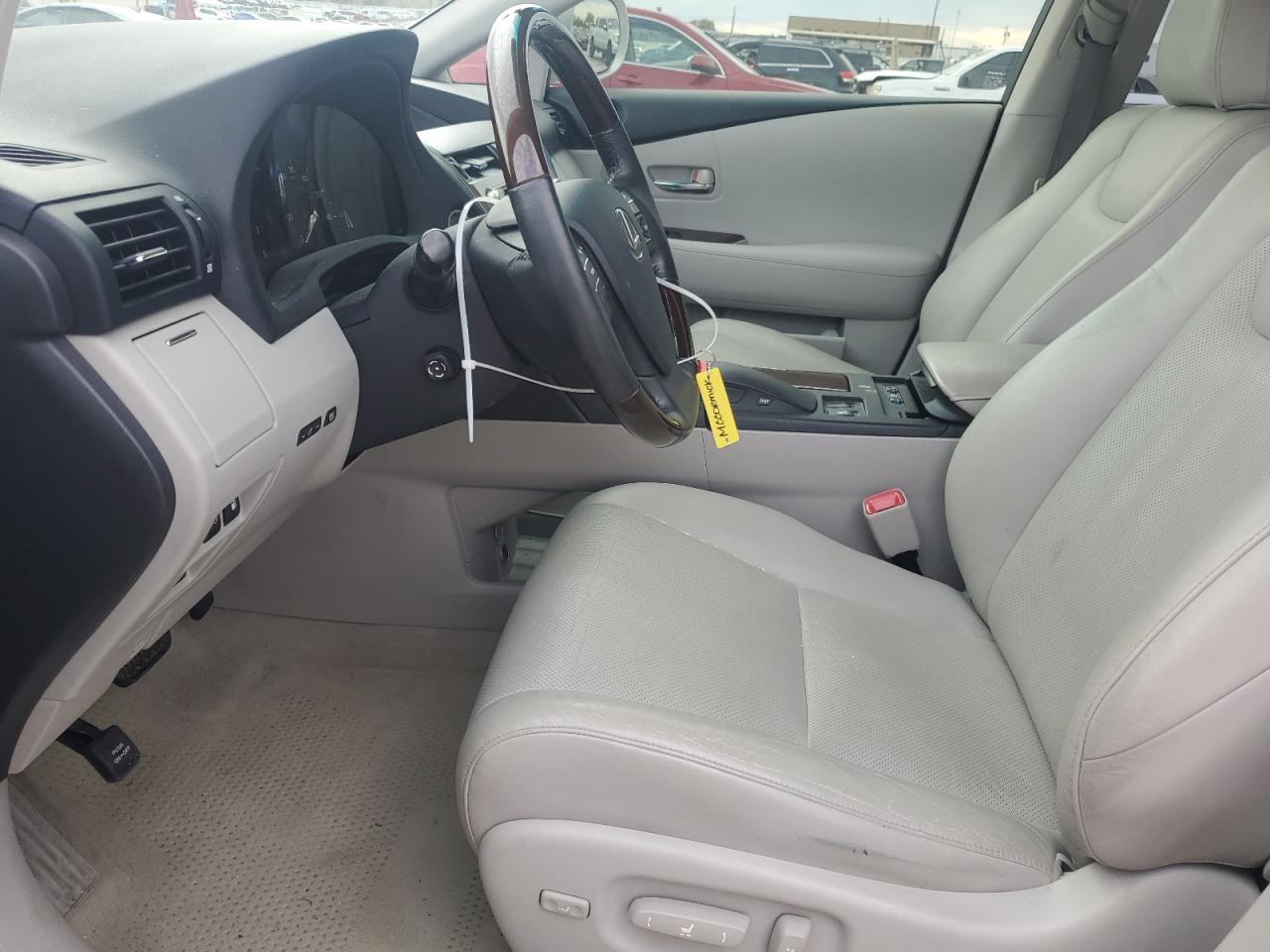 2012 Lexus RX - Image 7