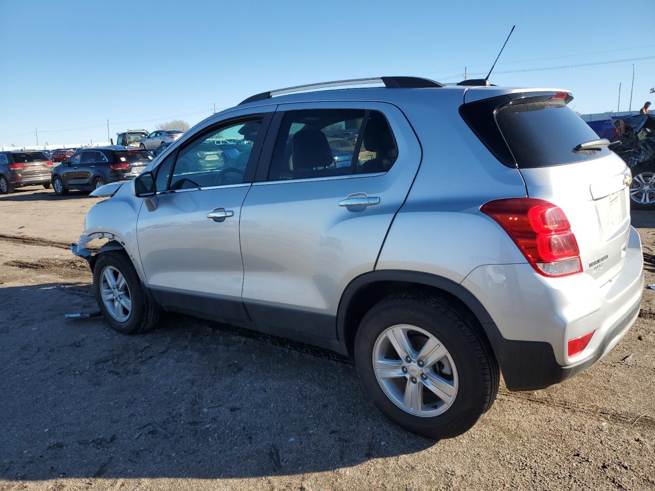 2020 Chevrolet Trax - Image 2