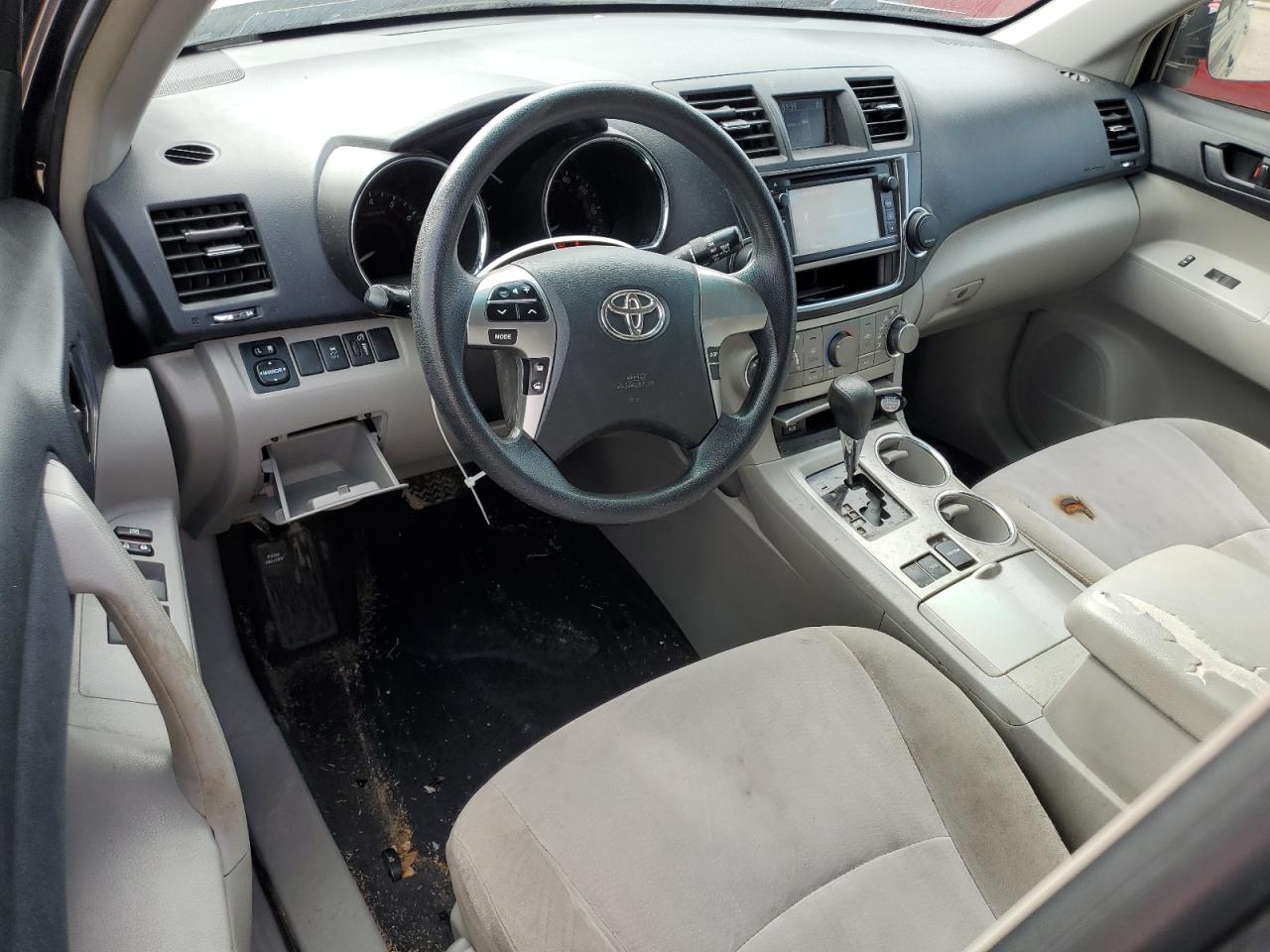 2013 Toyota Highlander - Image 8