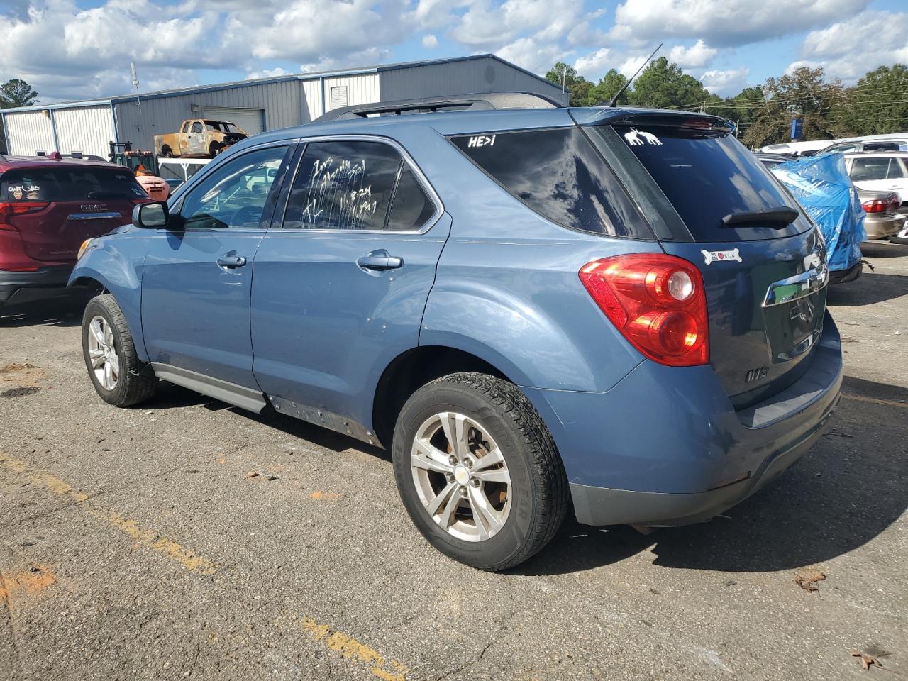 2011 Chevrolet Equinox - Image 2