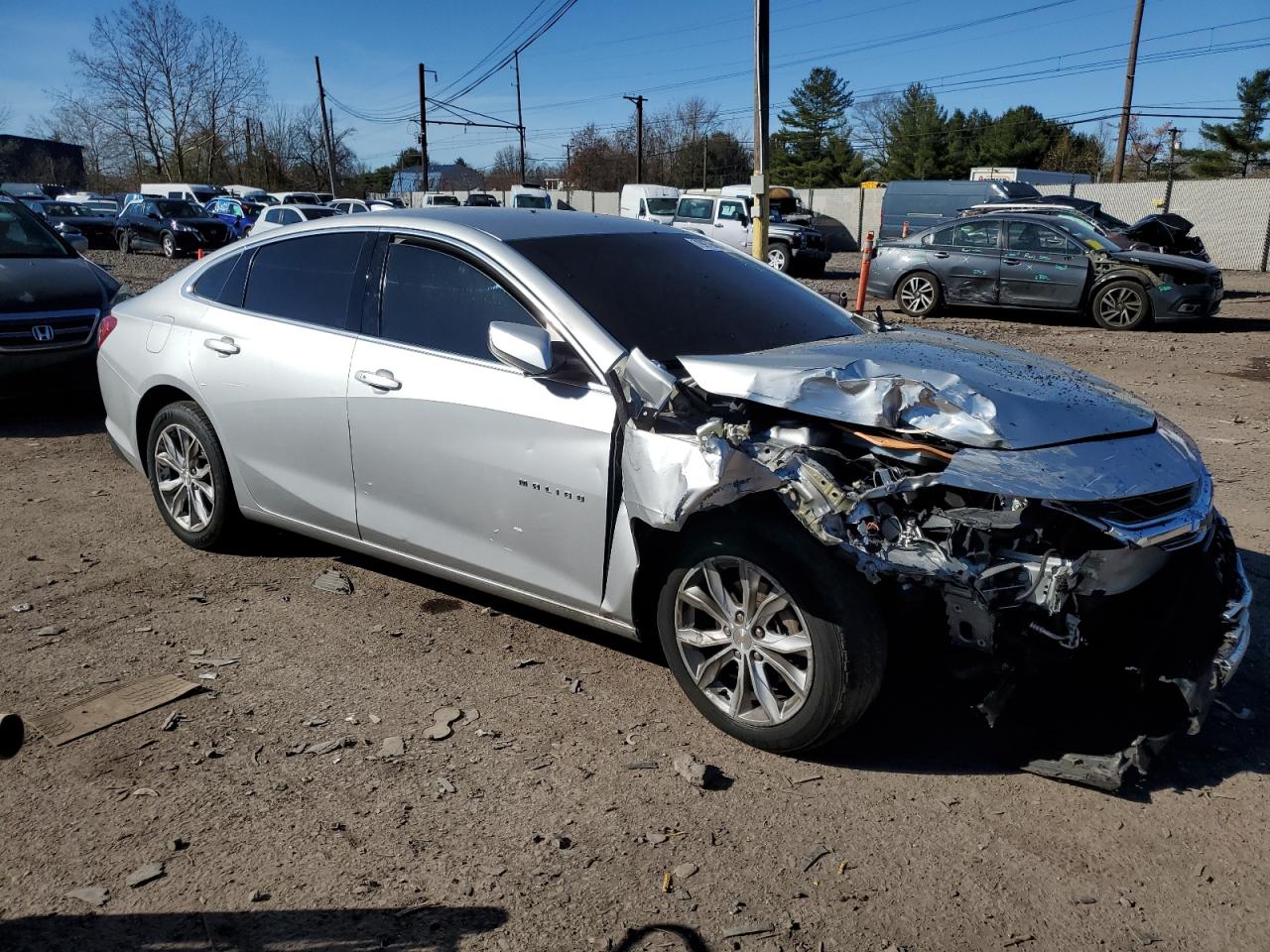 2019 Chevrolet Malibu - Image 4
