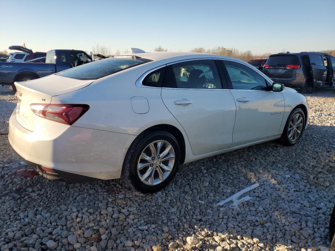 2020 Chevrolet Malibu - Image 3