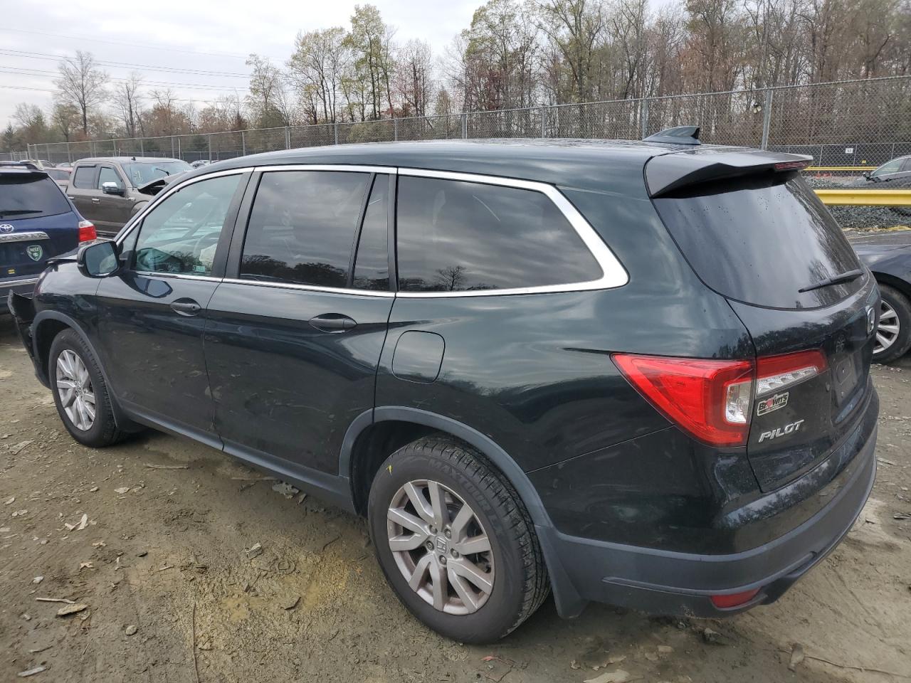 2019 Honda Pilot - Image 2
