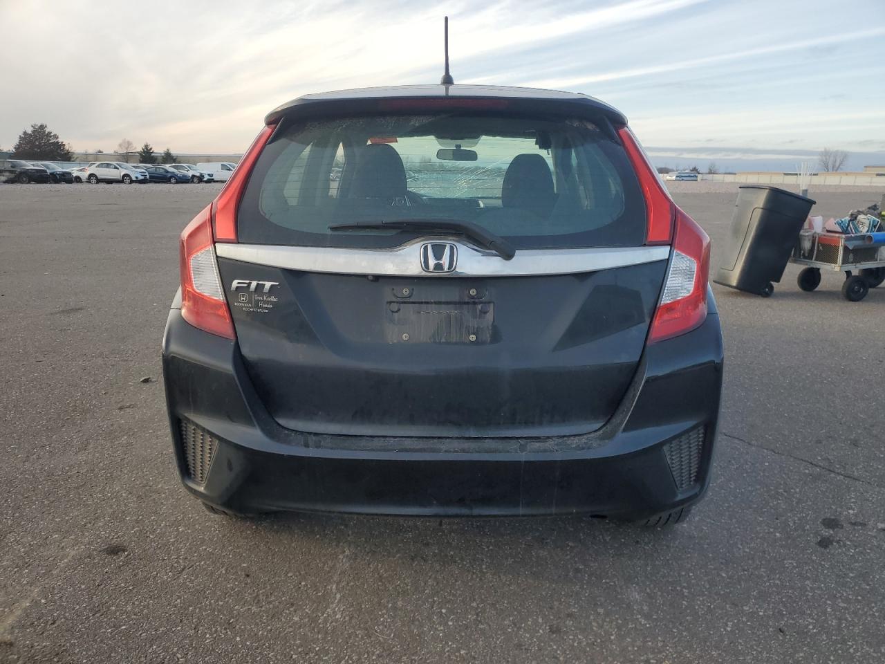 2017 Honda Fit Ex VIN: 3HGGK5G72HM702405 Lot: 82023964