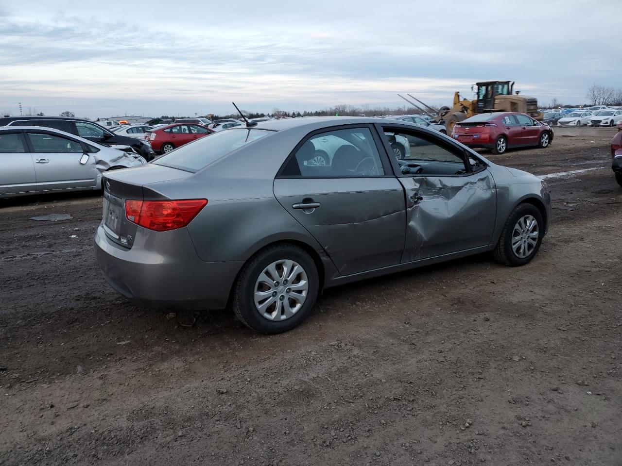 VIN KNAFU4A27D5648012 2013 KIA FORTE no.3