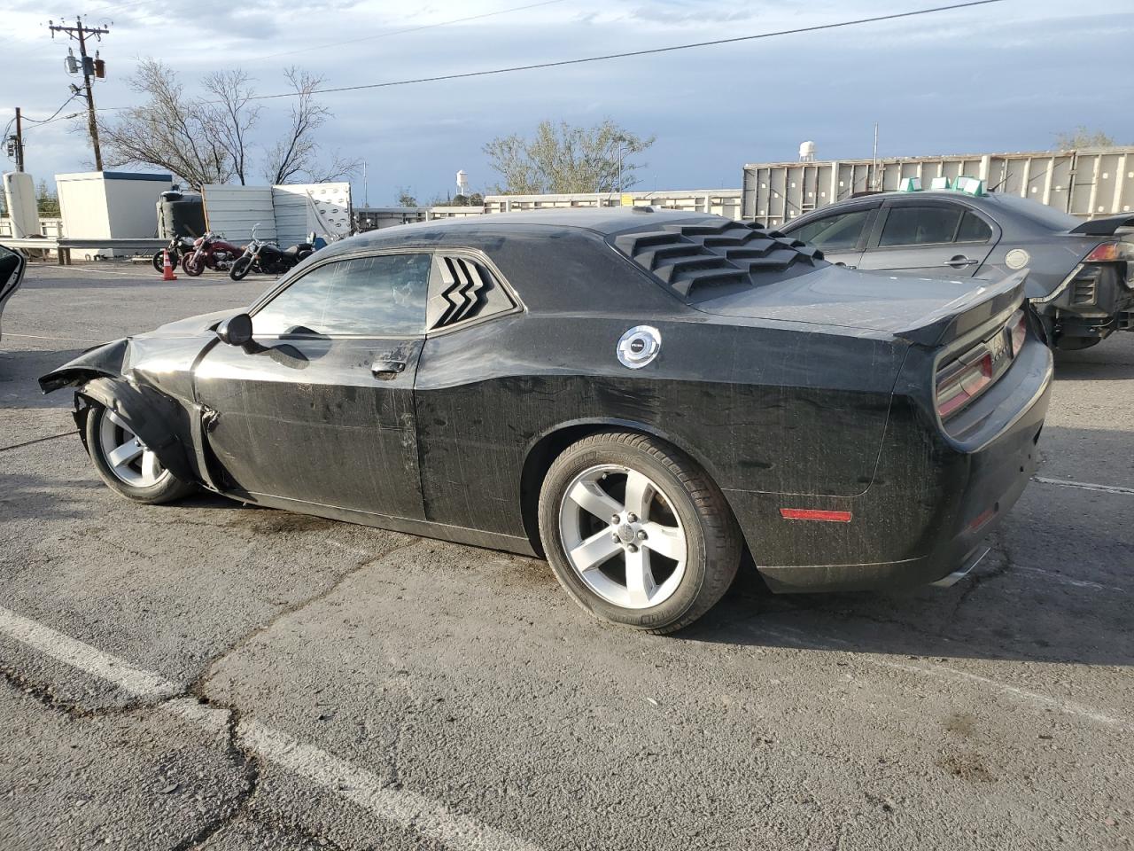2015 Dodge Challenger - Image 2