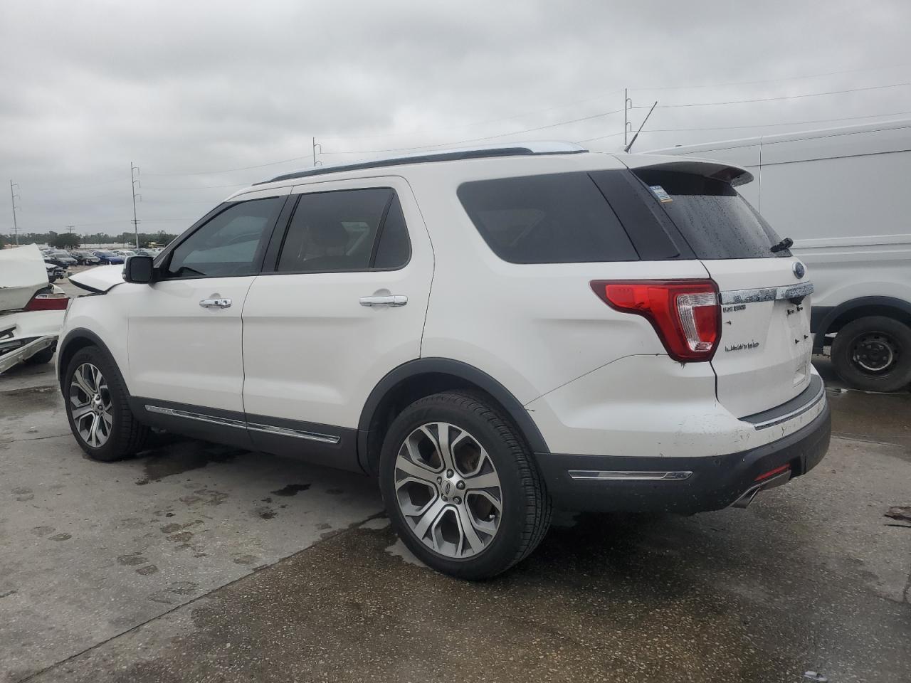 2019 Ford Explorer - Image 2
