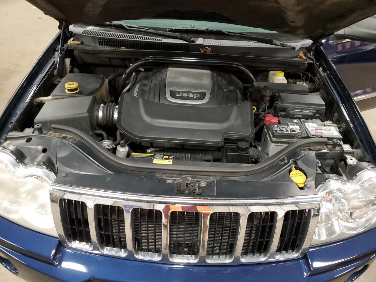 2006 Jeep Grand Cherokee - Image 12