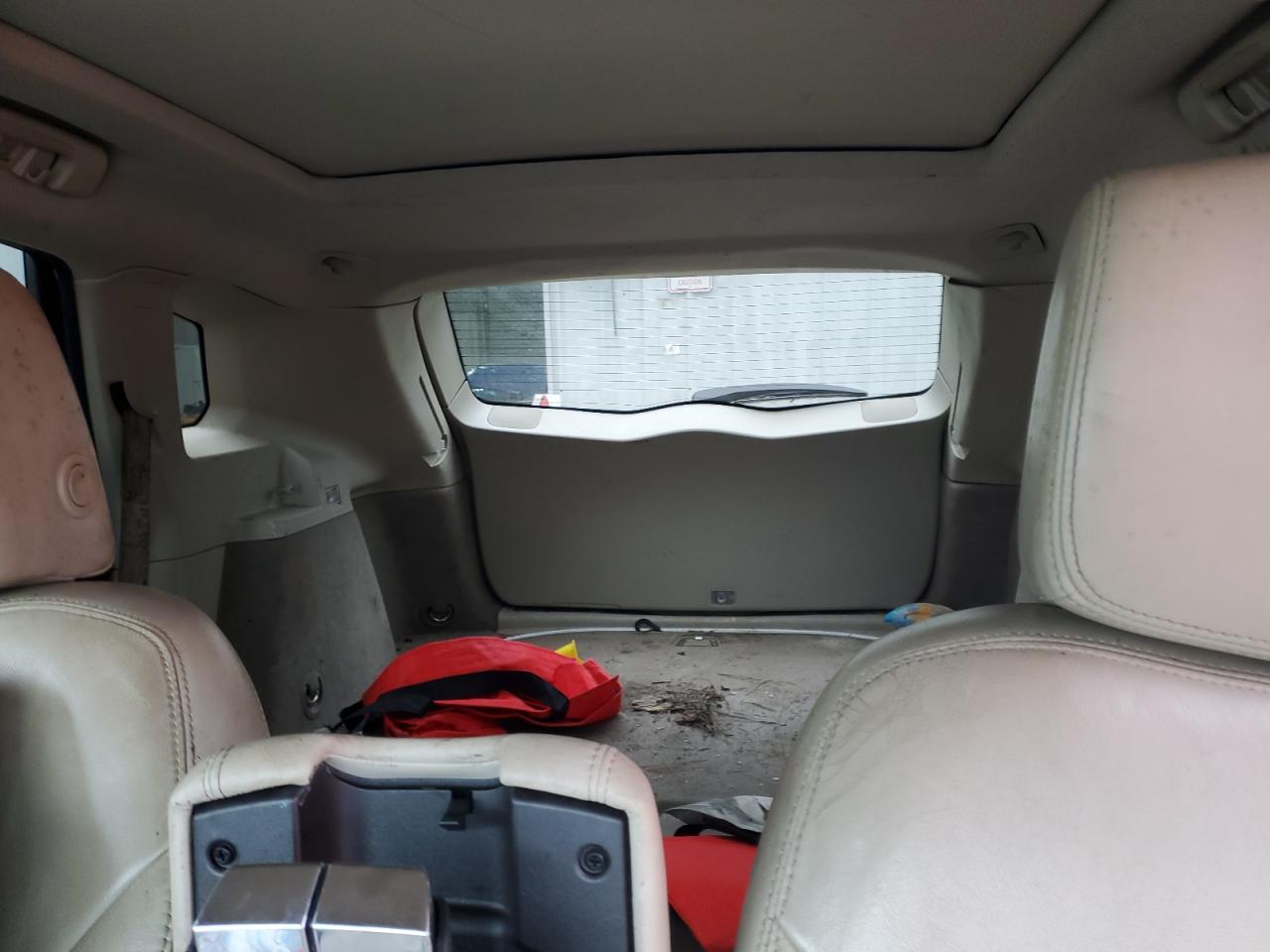 2010 Cadillac SRX - Image 10