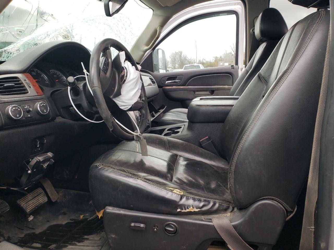 2012 GMC Sierra - Image 7