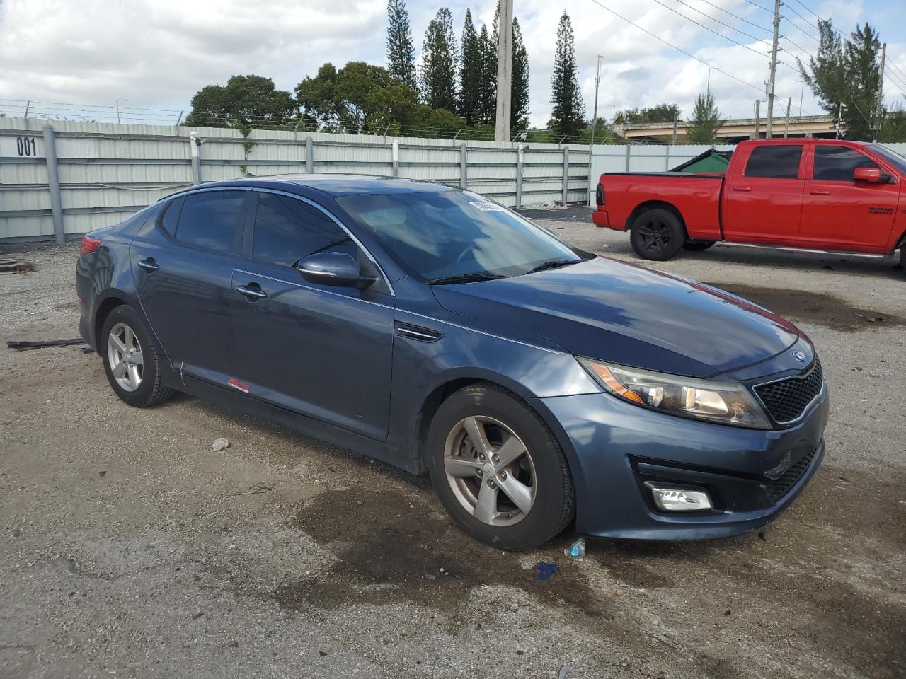 VIN 5XXGM4A71FG440693 2015 KIA OPTIMA no.4