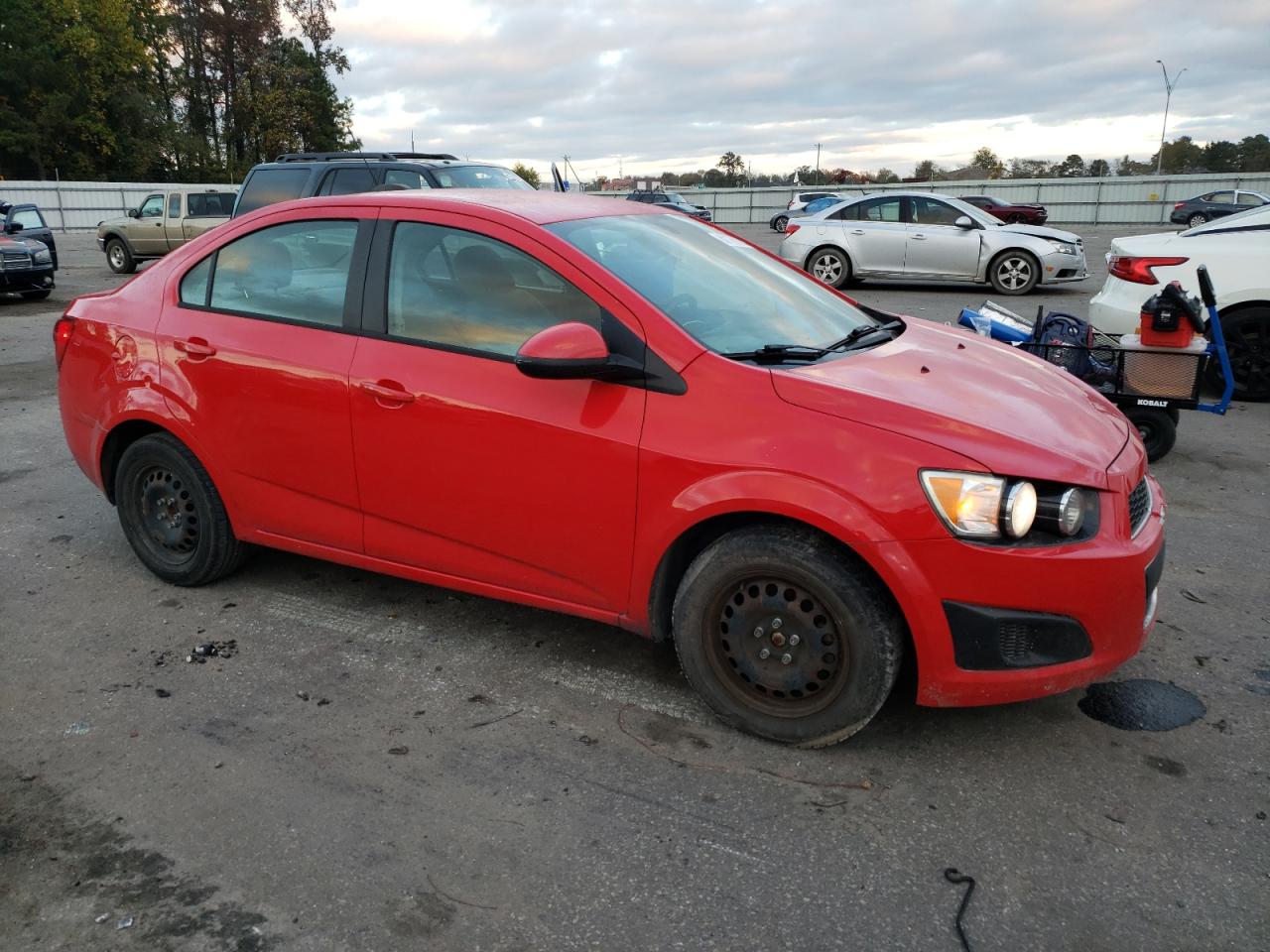 VIN 1G1JB5SH9F4141920 2015 CHEVROLET SONIC no.4