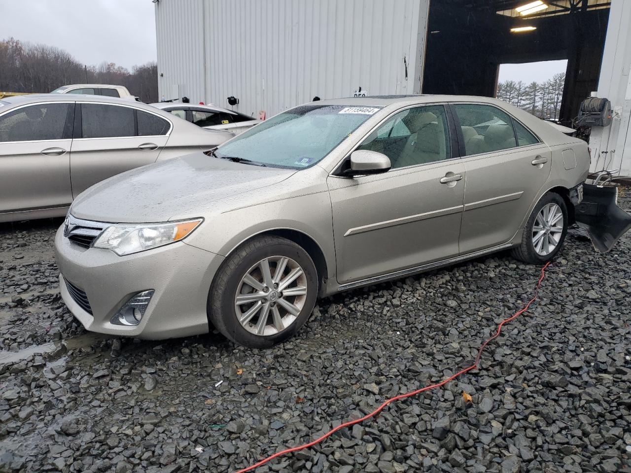 2014 Toyota Camry L VIN: 4T4BF1FK8ER338592 Lot: 81159464